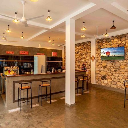 Brixia Cafe & Guest Bed & Breakfast Гале Екстериор снимка