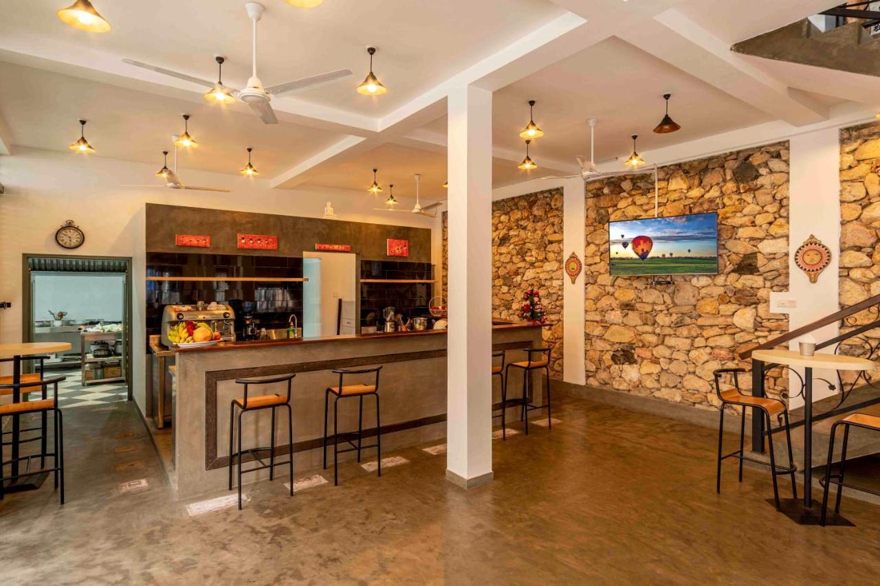 Brixia Cafe & Guest Bed & Breakfast Гале Екстериор снимка