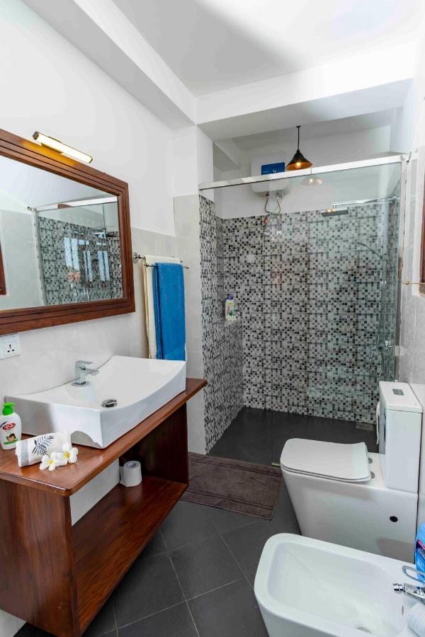 Brixia Cafe & Guest Bed & Breakfast Гале Екстериор снимка