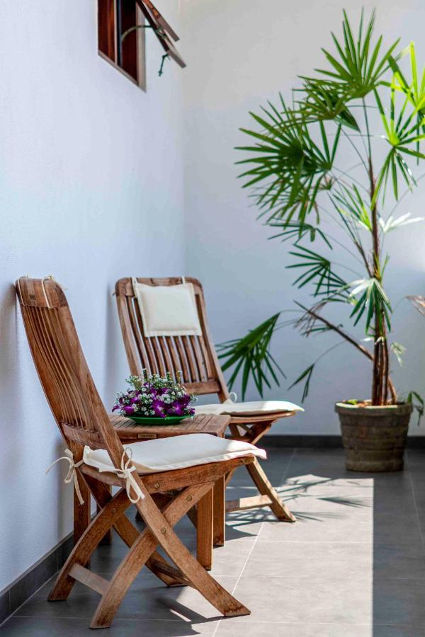 Brixia Cafe & Guest Bed & Breakfast Гале Екстериор снимка